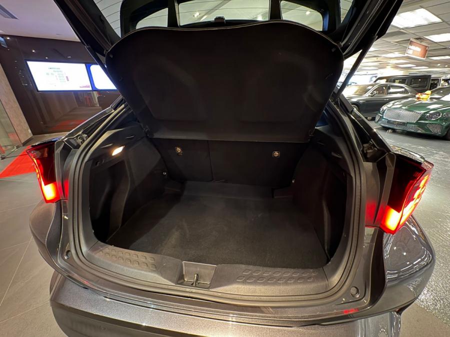 CHR Hybrid - Image 6